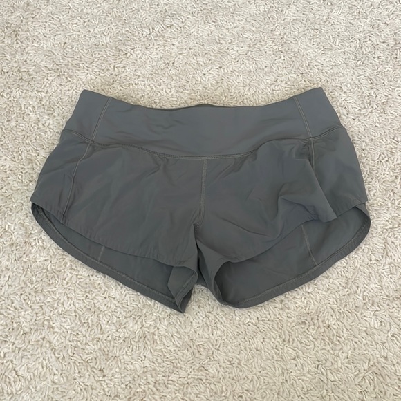 Lululemon Speed Up Low-Rise Short - Picture 1 of 1